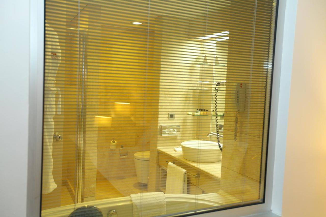 Cpankara Hotel Luaran gambar A venetian blind